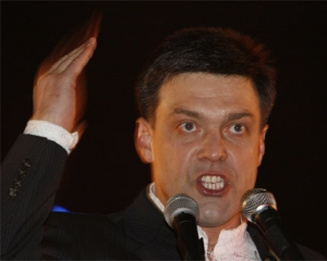 Тягнибок думает, как противостоять войскам Януковича