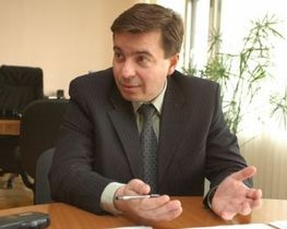 "Регионы" останутся у власти вместе с коммунистами и Тигипко - Стецькив