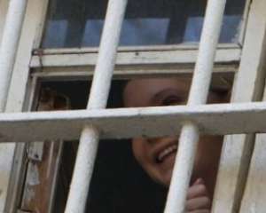Тюремники ведуть відеоспостереження за сном Тимошенко