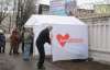 В Харькове идет борьба между властью и "Батькивщиной" за палатки возле колонии