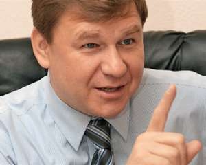 Поживанов підтримує рішення чоловіка Тимошенко емігрувати, але нікому такого не бажає