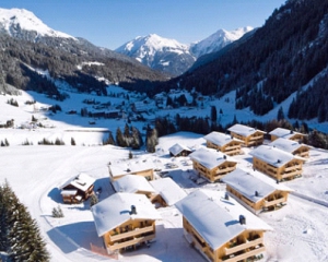 МЗС не радить українцям їздити на гірськолижні курорти до Австрії
