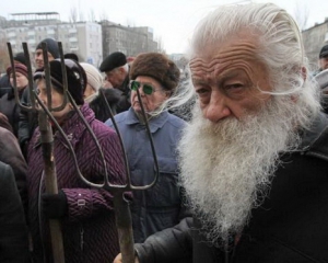 "Бютівець": революція почнеться із селян, які з вилами прийдуть під Раду