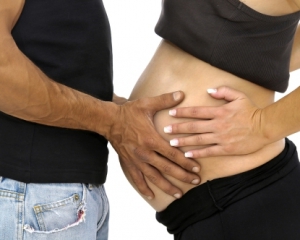 Заняття йогою під час вагітності допомагають народити без болю
