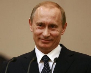 За Путина проголосовало бы почти половина россиян - опрос