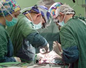 Лікар на операції сплутав нирки з печінкою - пацієнтка померла