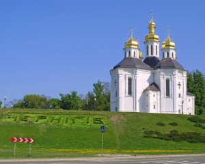 У Чернігові перейменували назви вулиць за правописом: Сиренєва - Бузкова, а Кузнечна - Ковальська