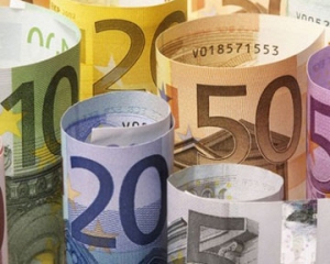В Украине резко подешевел евро, идет вниз курс рубля