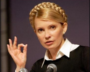 Власть фальсифицирует информацию об обмороке Тимошенко - адвокат экс-премьера