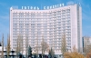 Міліція "охороняє порядок" у готелі "Славутич"