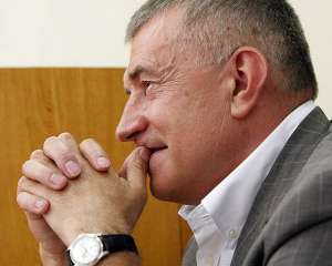 Защита Луценко требует отвода всех судей из-за их необъективности