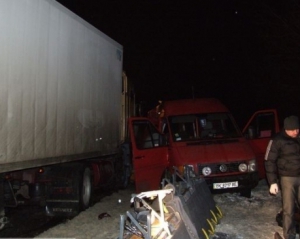 Умерла 10-я жертва автокатастрофы под Ровно