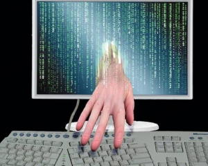 Хакерами, которые атаковали сайт президента, уже занялись правоохранители