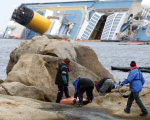 На затонувшей Costa Concordia находится шесть тысяч произведений искусства