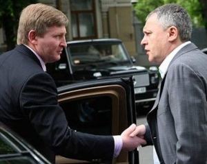 Суркіс та Ахметов не хочуть об'єднання чемпіонатів Росії та України