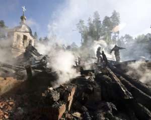 В России горел монастырь, в котором была захоронена царская семья
