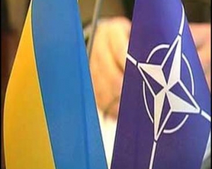У НАТО не до кінця розуміють &quot;позаблоковий&quot; статус України