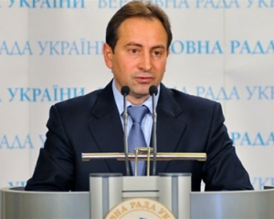 Парламент должен отреагировать на резолюцию ПАСЕ - Томенко