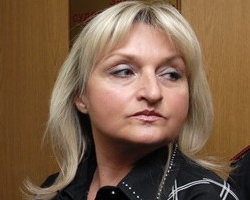 Жена Луценко встретила день рождения в суде