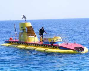 Біля берегів Єгипта затонув човен з туристами, капітан втік