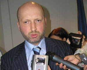 Турчинов заявив, що в справі Луценка немає оригіналів документів