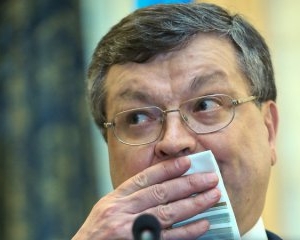 Грищенко розпинався перед студентами, як багато Янукович і Ко їздили за кордон