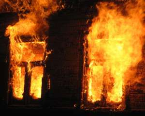 На Полтавщине сгорела сельская школа, в которой училось 19 детей
