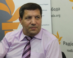 Про українських заробітчан згадують тільки перед виборами – Петруняк