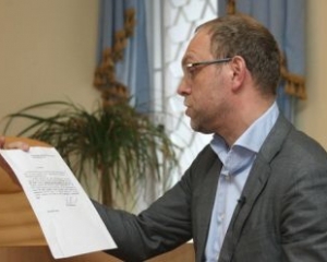Захист Тимошенко оскаржив обмеження часу на ознайомлення з матеріалами справи