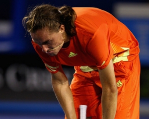 Теннис. Долгополов прекратил борьбу на старте турнира в Роттердаме