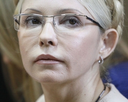 Тимошенко обстежать 5 іноземних лікарів і 6 українських