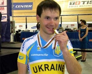 Украинец выиграл золото ЧМ по велотреку среди инвалидов