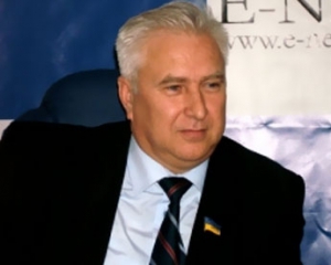"Регіонал" заперечив конфлікти в уряді: "Хто буде гратися з Януковичем?"