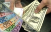 Курс евро потерял 13 копеек, доллар не сыграл вчерашнее удешевление - межбанк