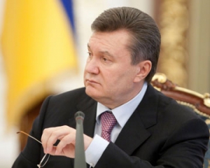 Янукович отругал глав обладминистраций: Не надо ждать, пока &quot;петух прокукарекает&quot;