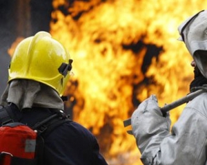 Больше часа горела психиатрическая больница в Киеве