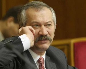 Україна їздить на несправній економічній машині – Пинзеник