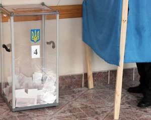 У Яценюка запідозрили, що влада хоче зірвати вибори