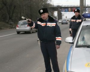 У злісних неплатників за &quot;комуналку&quot; забиратимуть авто