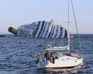 Украинских пассажиров &quot;Costa Concordia&quot; спасла… SMS-ка