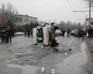 Постраждалим пасажирам у запорізькій аварії видадуть по тисячі гривень