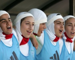 ООН просит ФИФА снять запрет на футбол в хиджабе