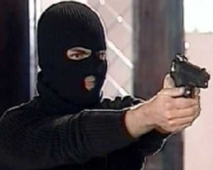 Преступники пришли грабить банк с пистолетом и молотком
