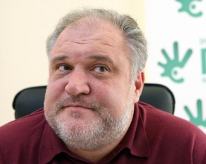Турчинов мог бы стать продюсером Яценюка - политолог