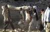 Двойной теракт унес жизни 55 пакистанцев