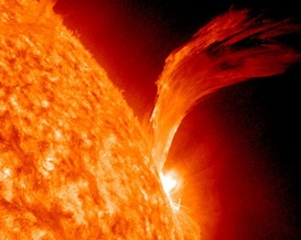 Потужний спалах на Сонці призведе до магнітних бурь з 6 березня