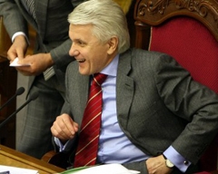 Литвин хочет решить гендерную проблему до 2015 года