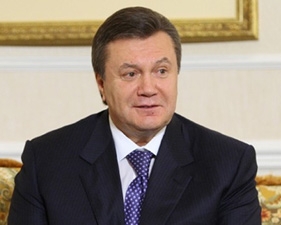 Янукович наказав Азарову покращити життя малозабезпечених сімей до прожиткового мінімуму