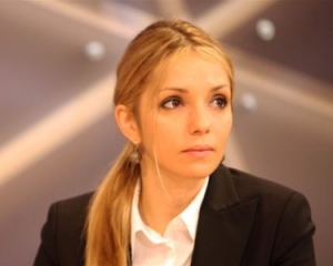Євгенія Тимошенко: Мама не може рухатися і постійно лежить