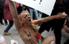Изуродованные и избиты активистки FEMEN попали в руки полиции в Стамбуле